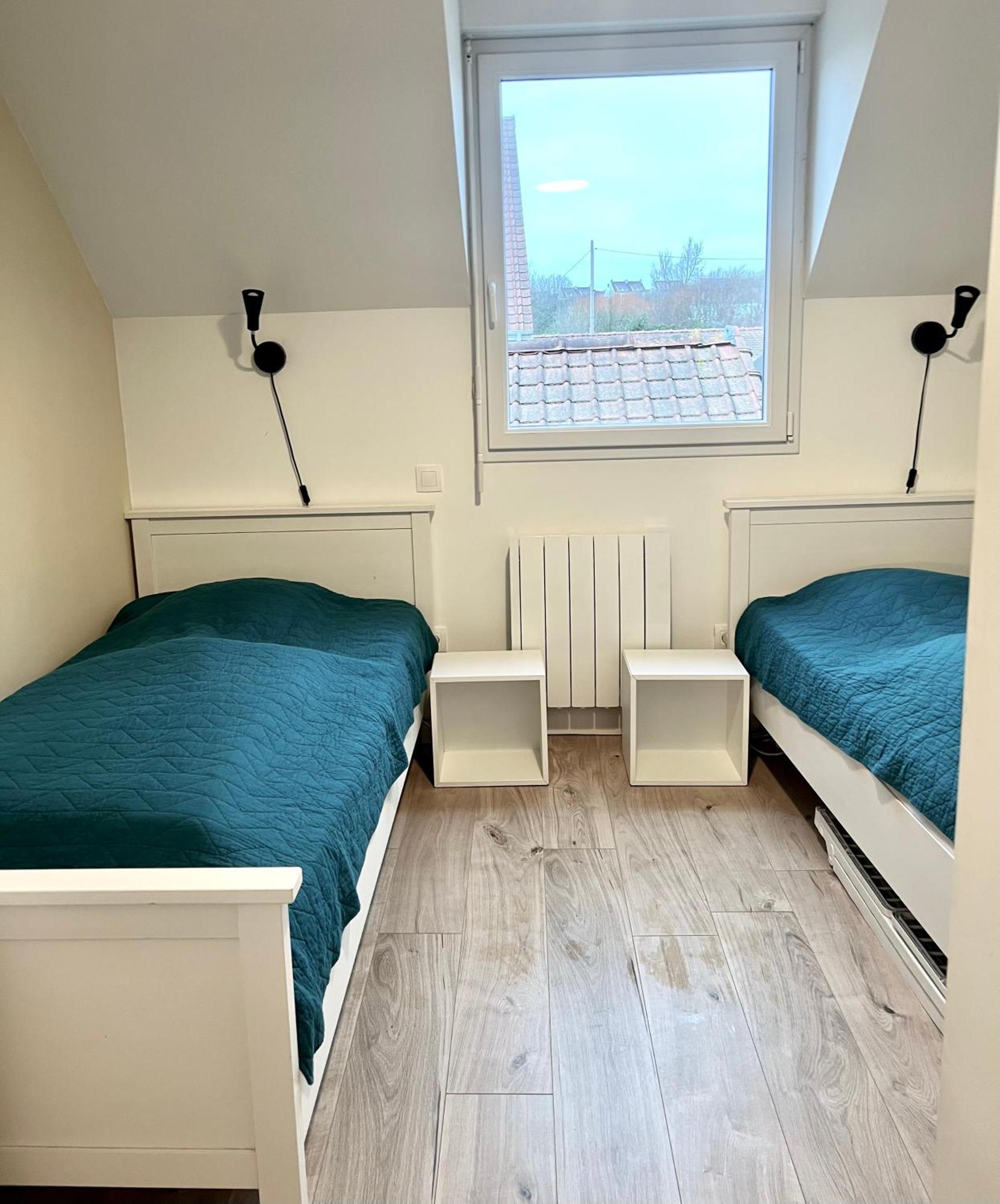 La Baie, Terrasse, Parking Prive, A 5min A Pieds De La Digue De Apartment Wimereux